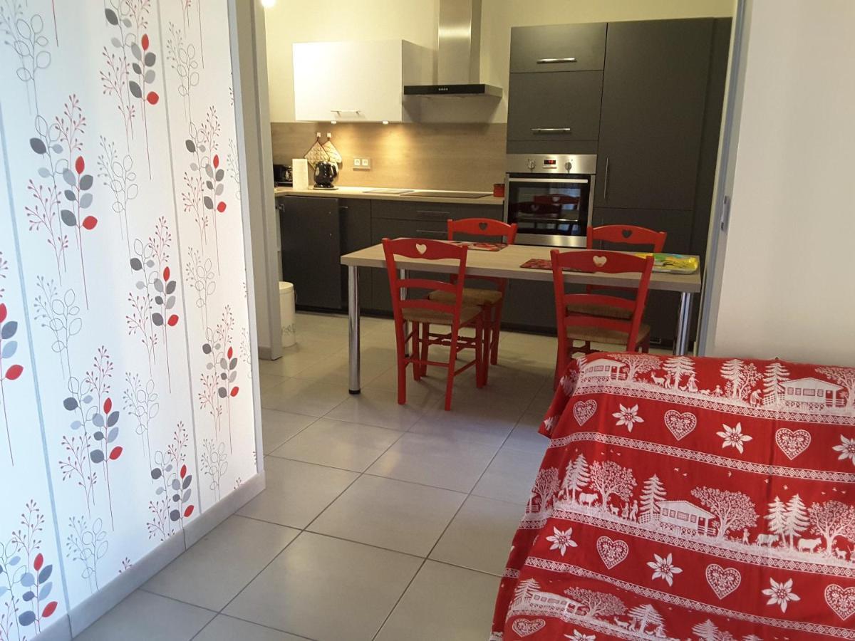 Appartement Cosy Avec Piscine Privee A Metabief 38 M² Exterior photo